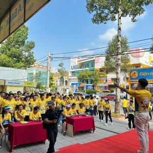 may ao thun dong phuc nam a bank 4